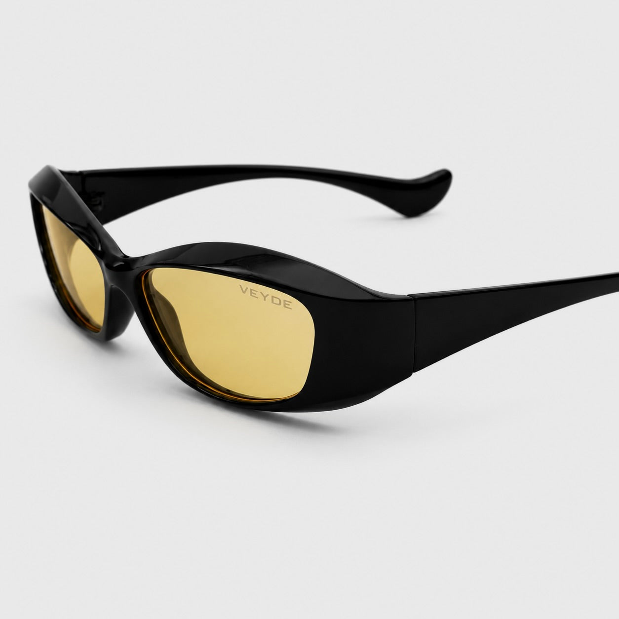 The Vesper Frame